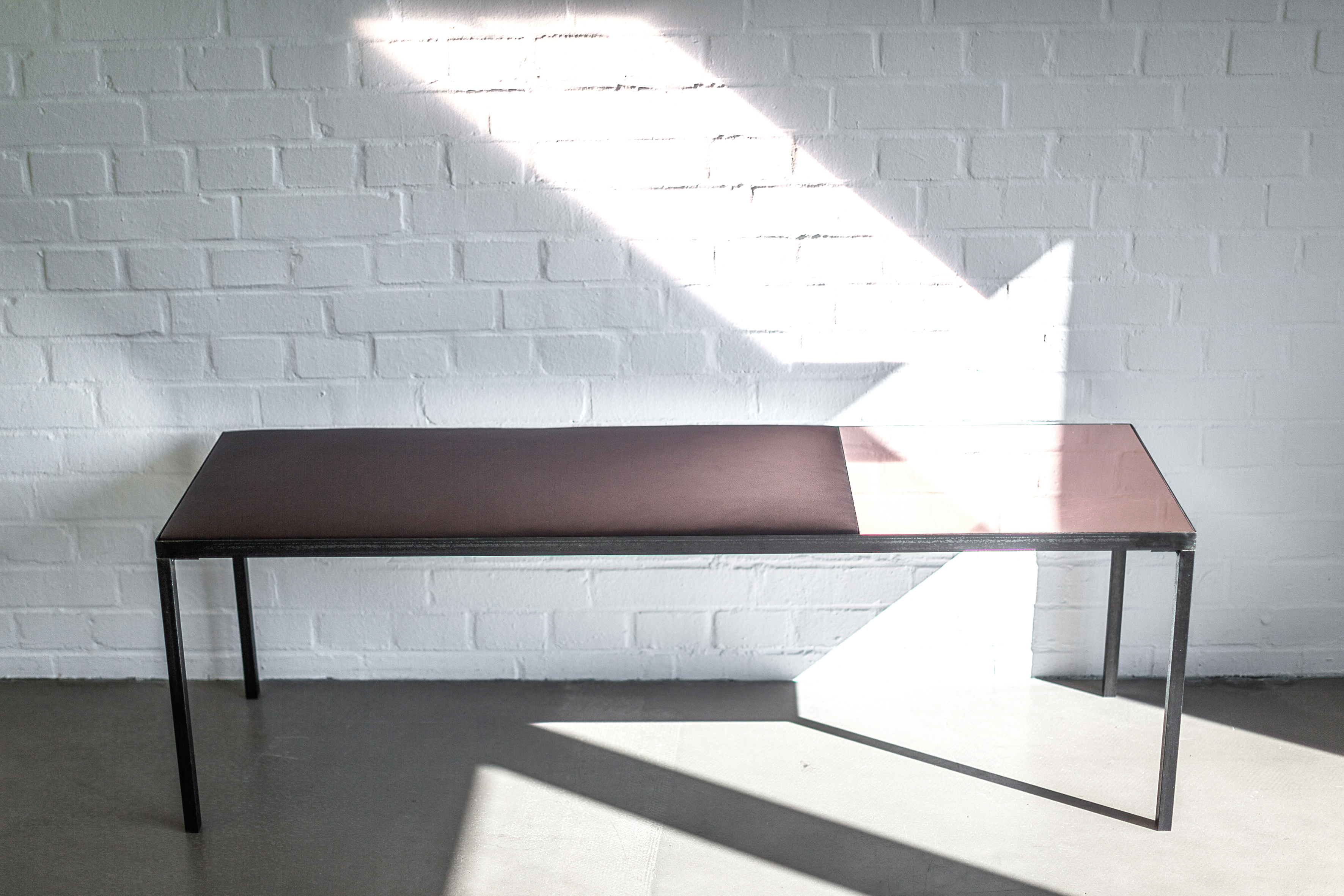 SIGURD-LARSEN_by_Georg-Roske-0011_furniture_copper_leather_oak_steel_danish design berlin