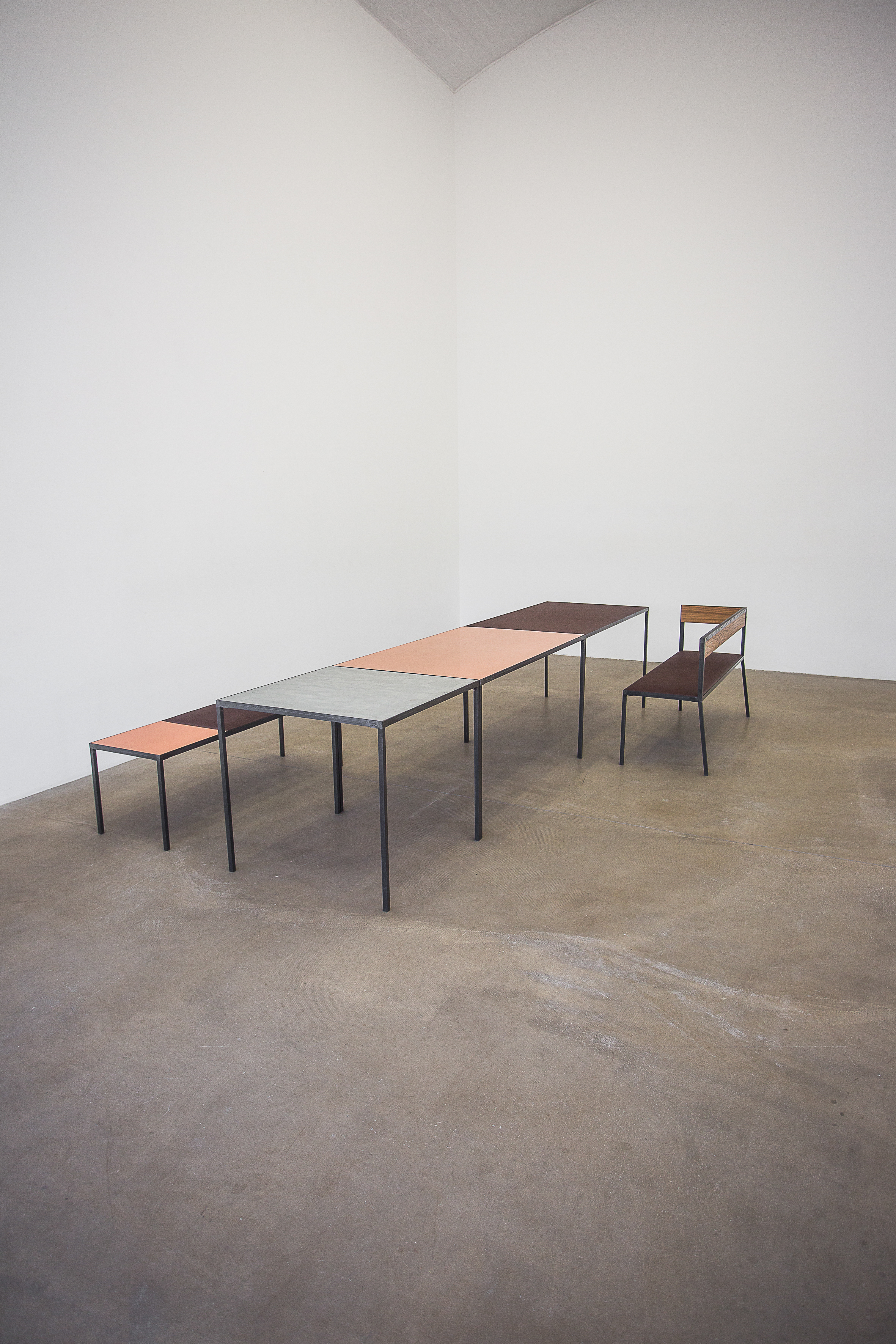 SIGURD-LARSEN_by_Georg-Roske-030_furniture_copper_leather_oak_steel_danish design berlin