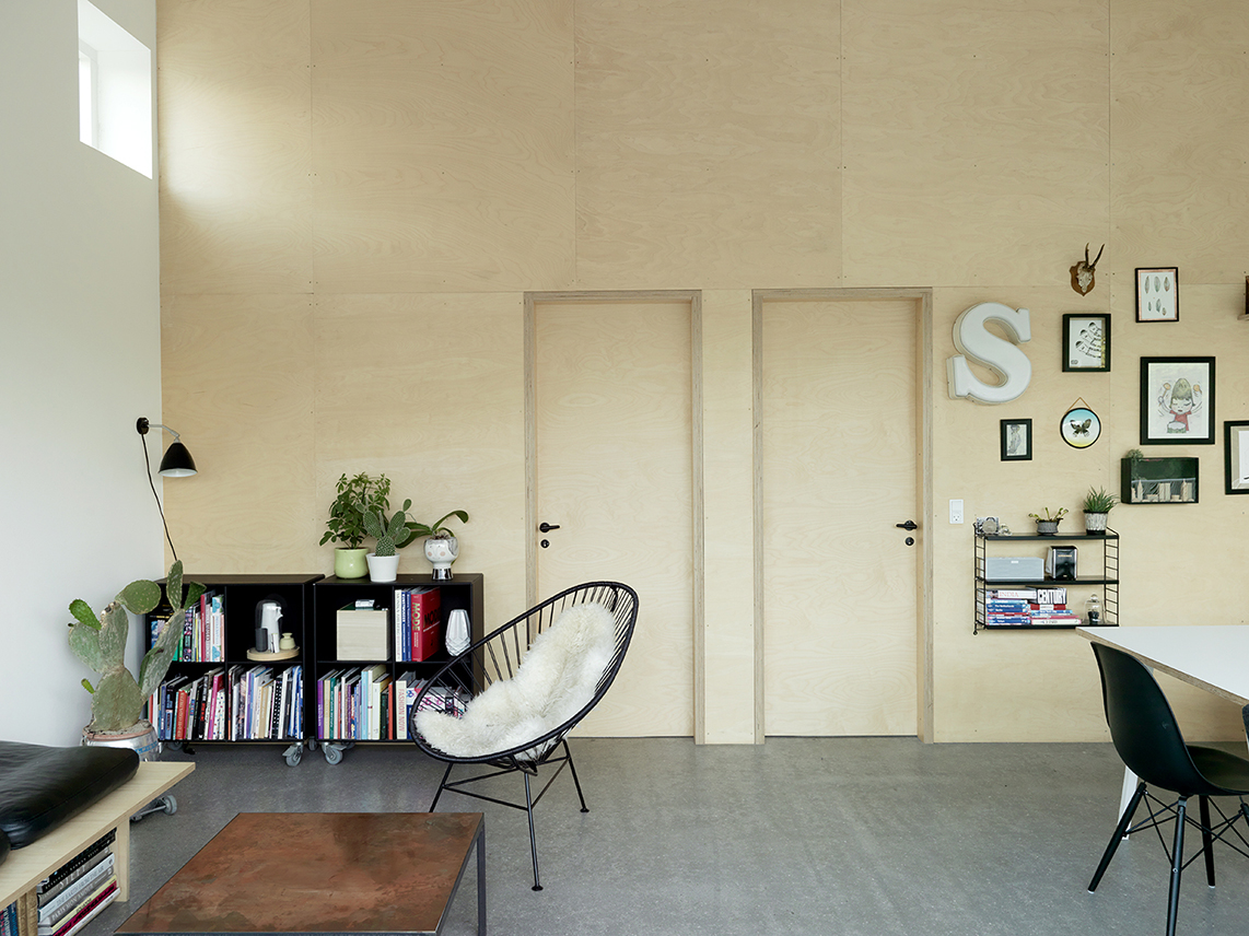 Sigurd Larsen_Sorte Hus_Madebygirls_3