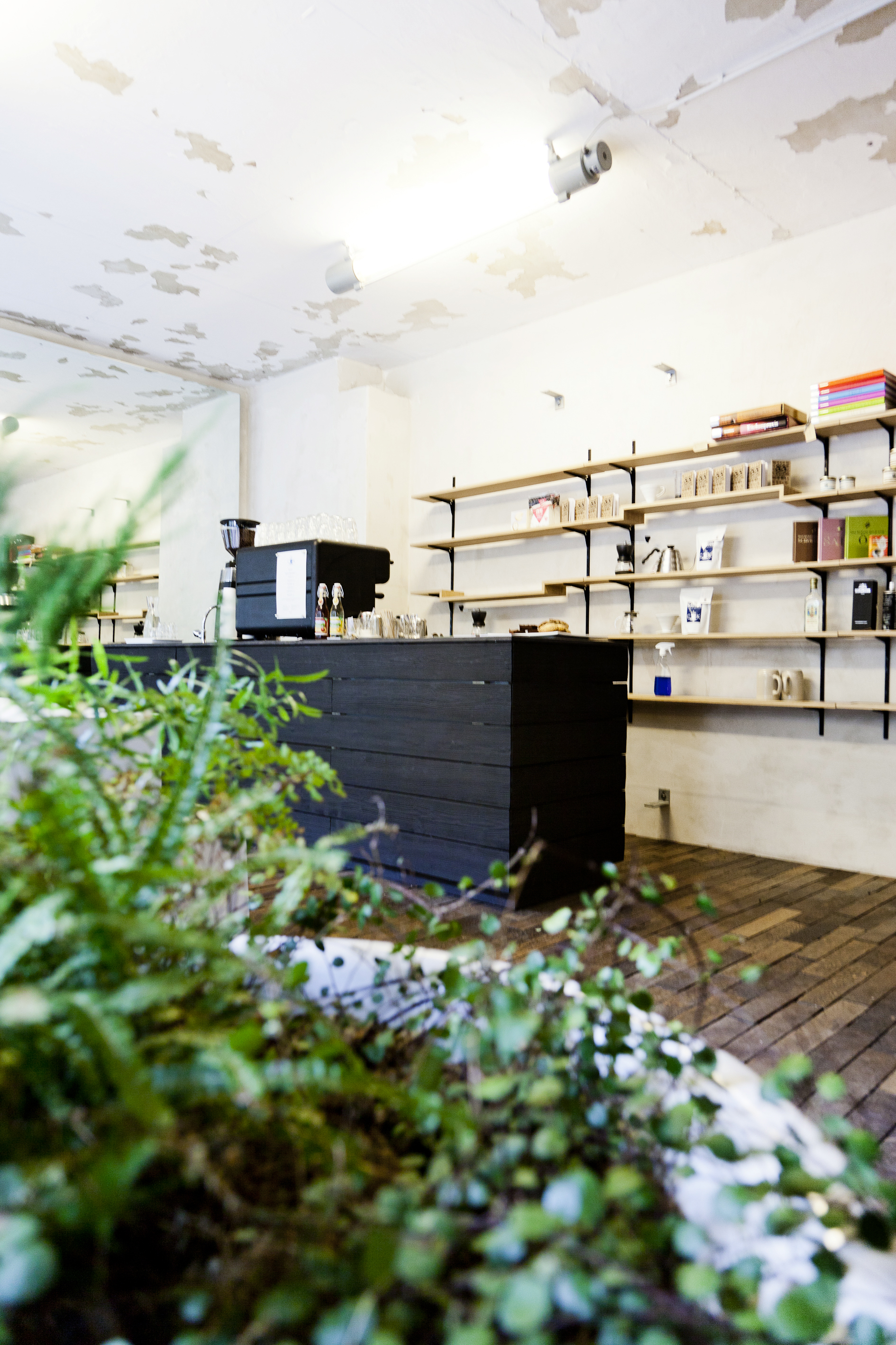 Sigurd Larsen Berlin danish design Voo Store-by-Fabian-Kochendorfer-2011 002