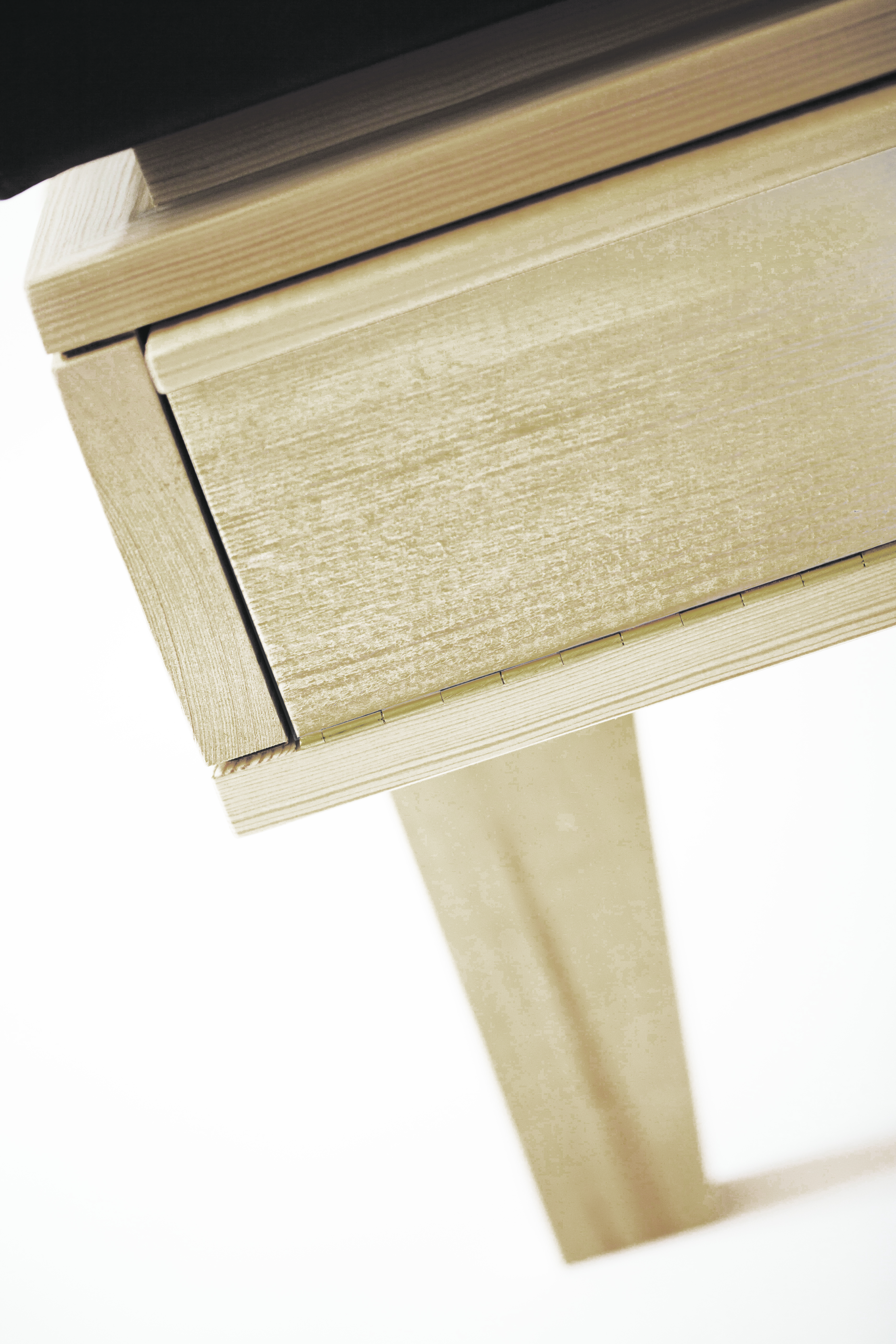 Sigurd Larsen _Daybed sideboard_Danish Design Berlin Furniture_Georg RoskeIMG_3483