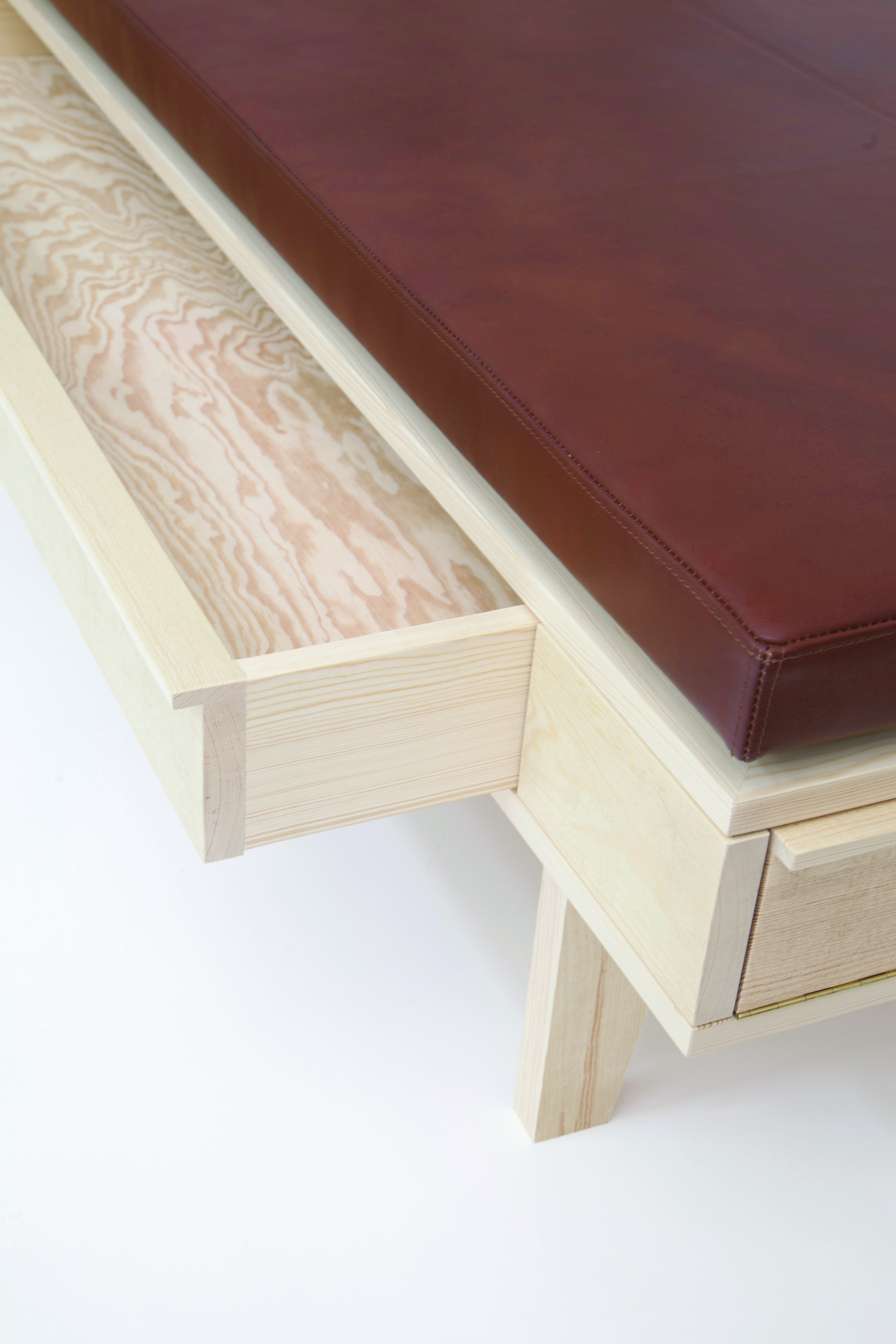 Sigurd Larsen _Daybed sideboard_Danish Design Berlin Furniture_Georg Roske_MG_3446