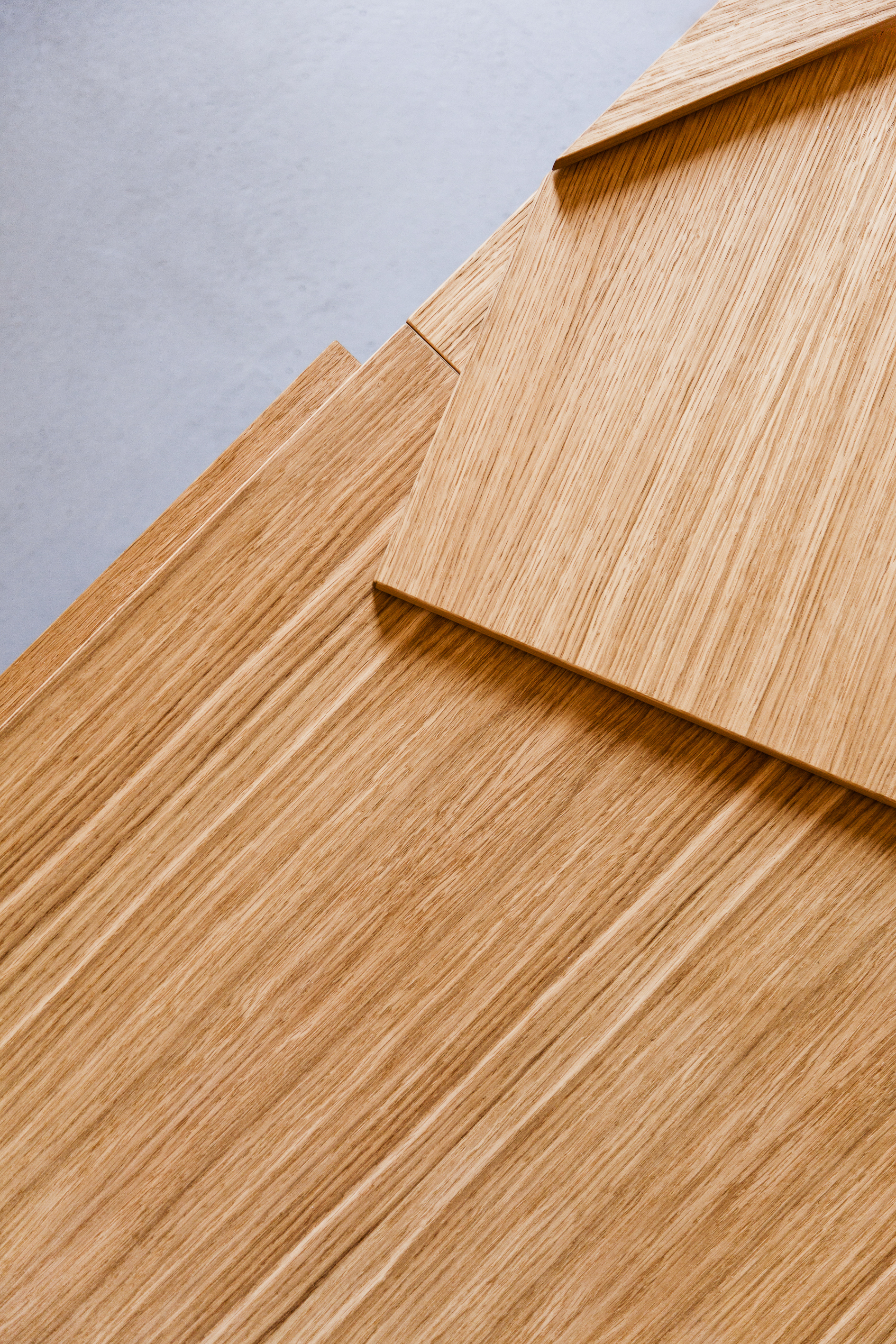 Sigurd-Larsen_Danish Design Furniture oak Berlin Architecture_by-Georg-RoskeIMG_5800