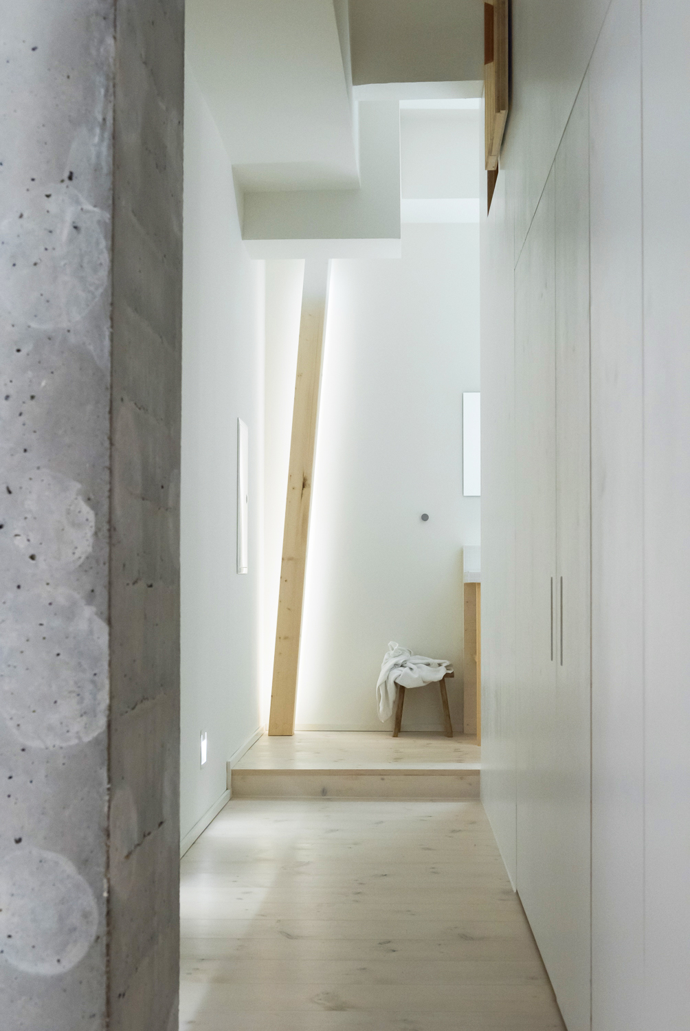 Room 304_Sigurd Larsen_Michelberger Hotel_Architecture Danish design berlin_photo x James Pfaff 8
