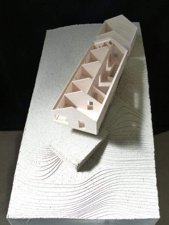 HAUS Oberoesterreich alpine architecture mountain house Sigurd Larsen_ Oberschlierbach Kirchdorf an der Krems_concrete wood model upper