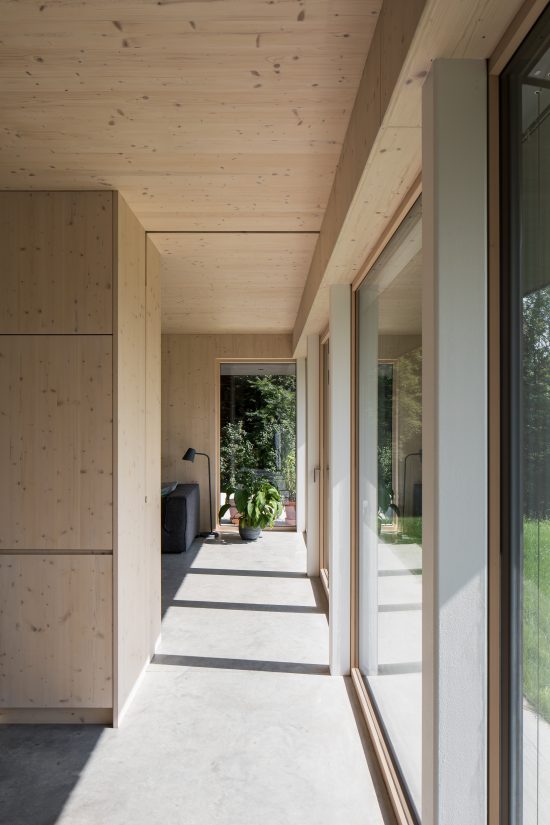 mountain house by Sigurd Larsen_wood danish architecture alpine Austria panorama design oesterreich holz_Fotos Christian Flatscher - 14
