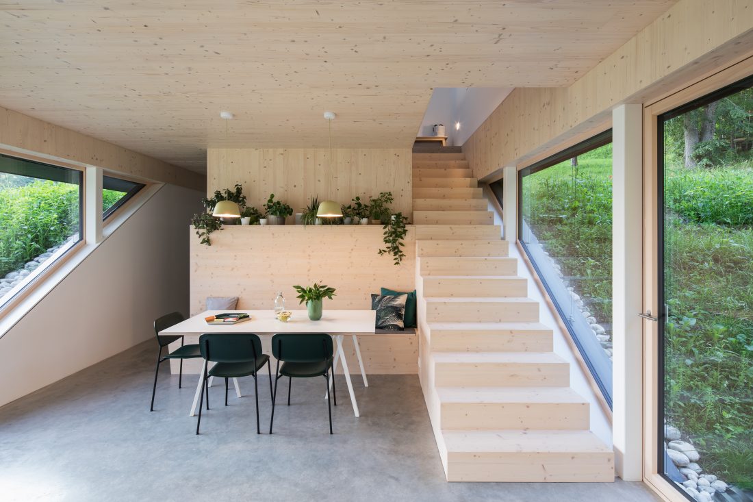 mountain house by Sigurd Larsen_wood danish architecture alpine Austria panorama design oesterreich holz_Fotos Christian Flatscher -33