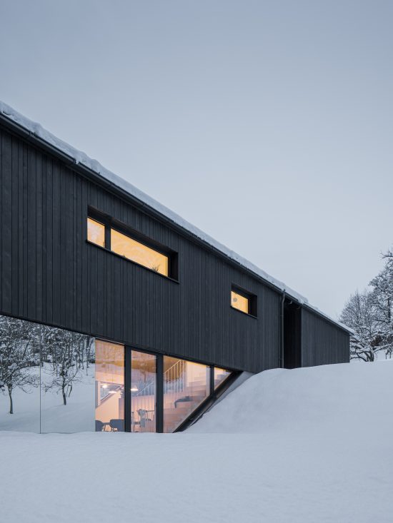 sigurd larsen architecture alps mountain house alpen architektur holzbau christian flatscher - 43