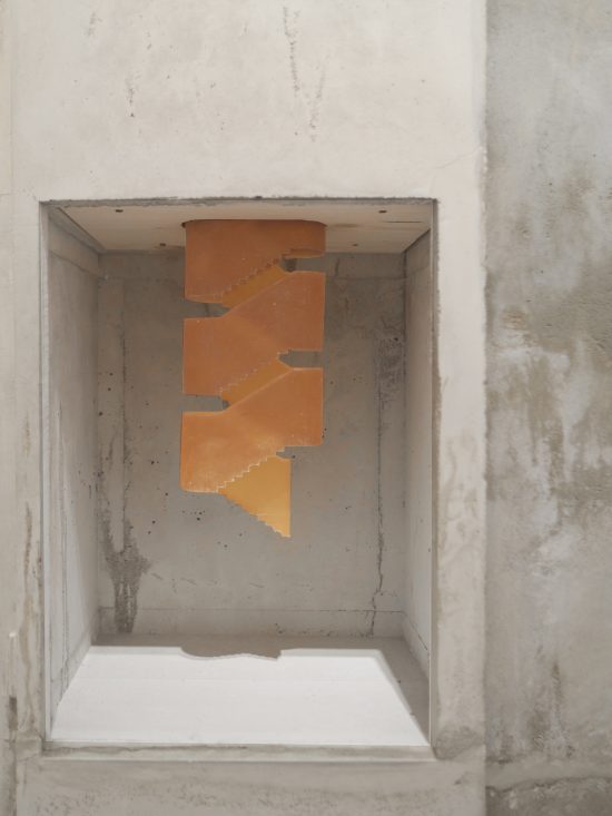 junggesellenschrank by hand Sigurd Larsen Josef Pohl Original Bauhaus Archiev Berlinische Galerie Kunst Beton 3