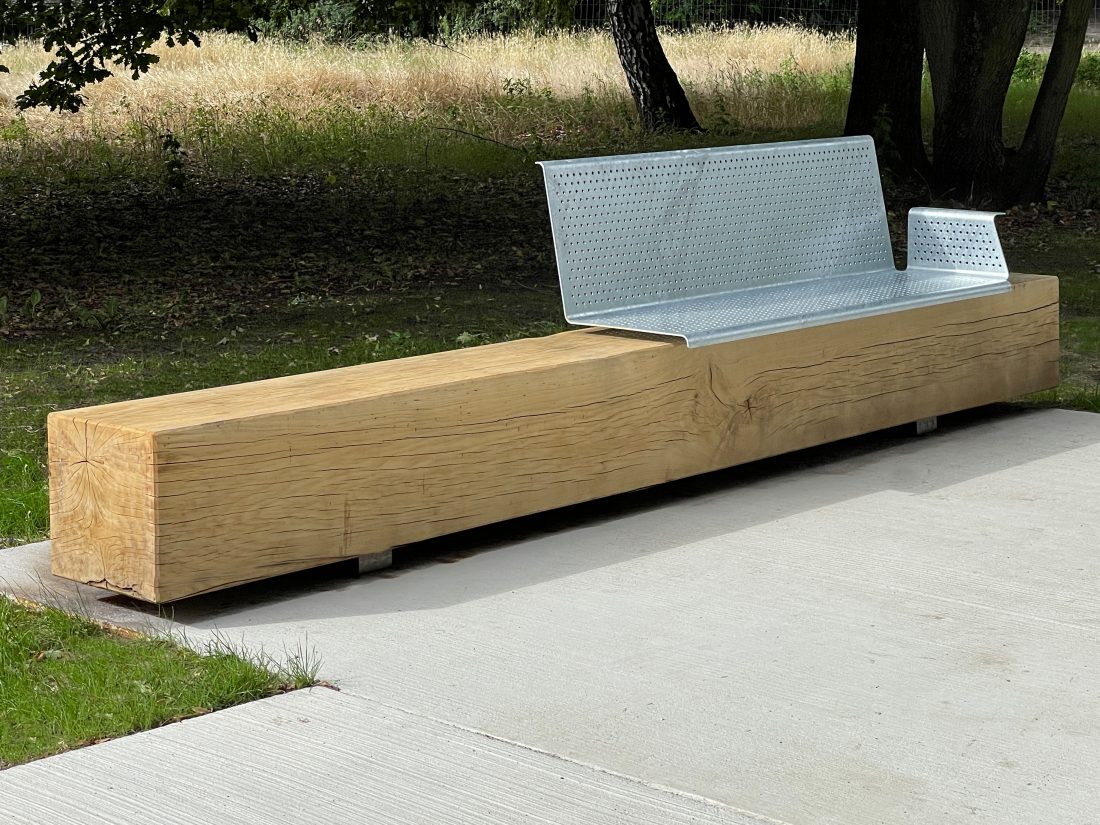 Berliner Mauerweg Bänke_Grün Berlin_Sigurd Larsen 0