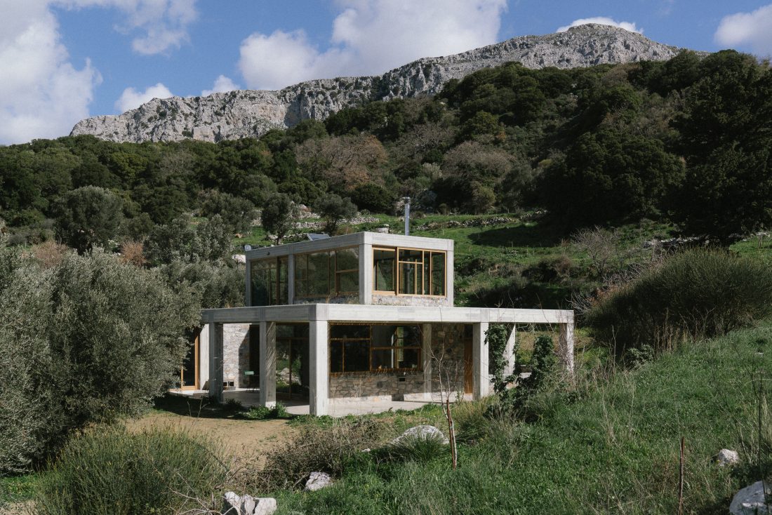 Meraki Studios by Sigurd Larsen Design Architecture Crete Greece. Photo Credits Kkrom Studios_facade house 10