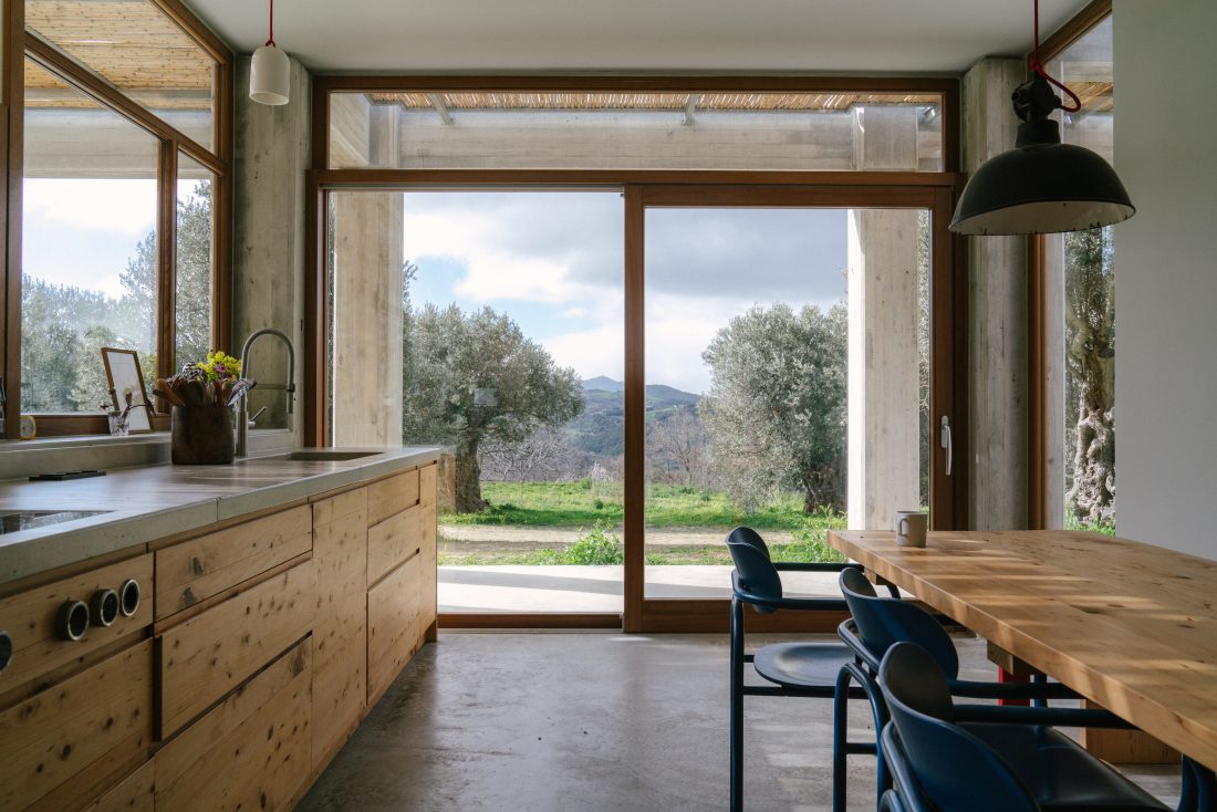 Meraki Studios by Sigurd Larsen Design Architecture Crete Greece. Photo Credits Kkrom Studios_house interior 1