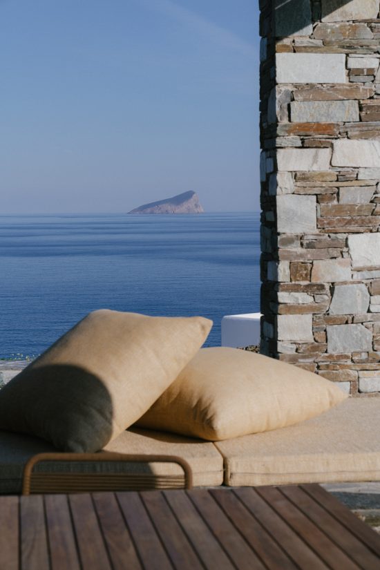 The Outdoor House_Sigurd Larsen cycladic architecture. Photo Credits Kkrom Services_view 10