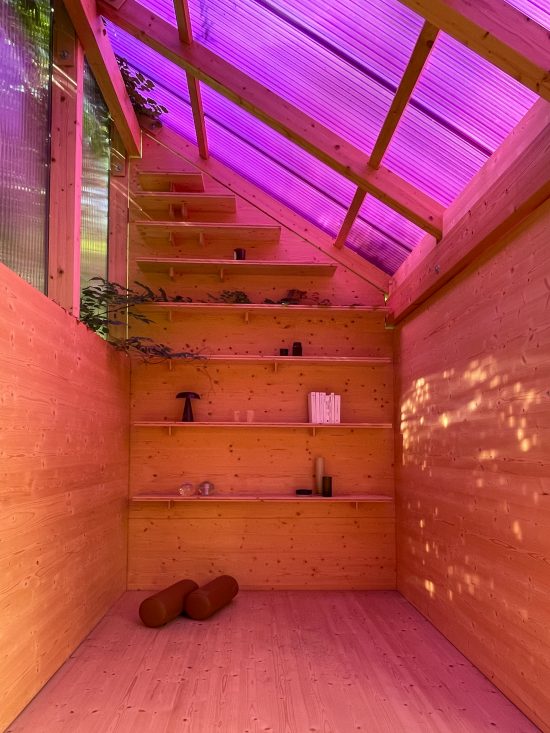 Tea House for Peggy Gou by Sigurd Larsen design and Architecture Berlin follie pavilion pink roof_12