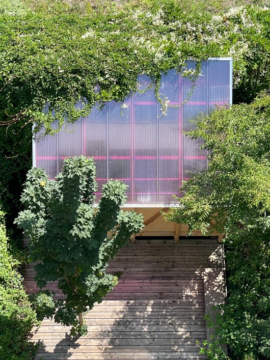 Tea House for Peggy Gou by Sigurd Larsen design and Architecture Berlin follie pavilion pink roof_50