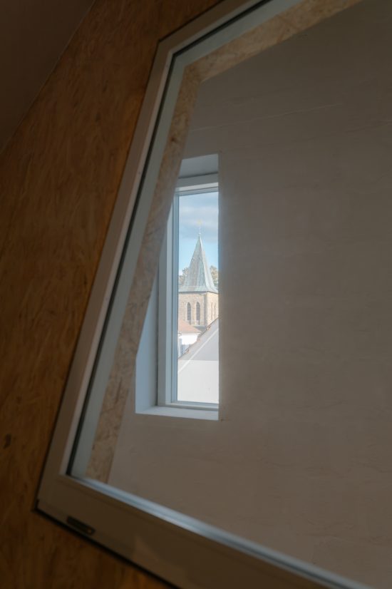 NSPH_Sigurd Larsen Design Architecture Germany stone wood urban house KKROM_Michael_Romstöck_Openings 7