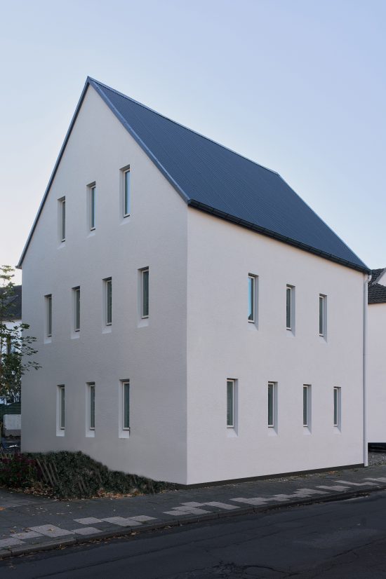 Wohnhaus in Niedersprockhövel, Germany by Sigurd Larsen